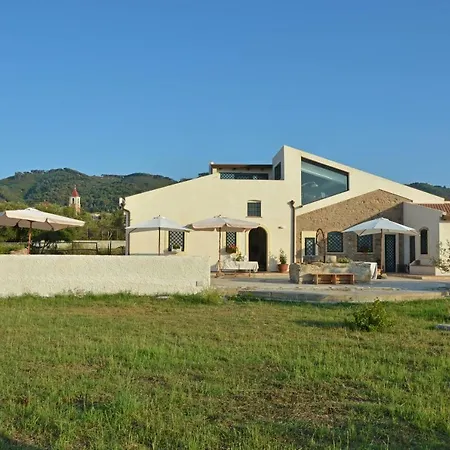 Tenuta Rasocolmo Villa